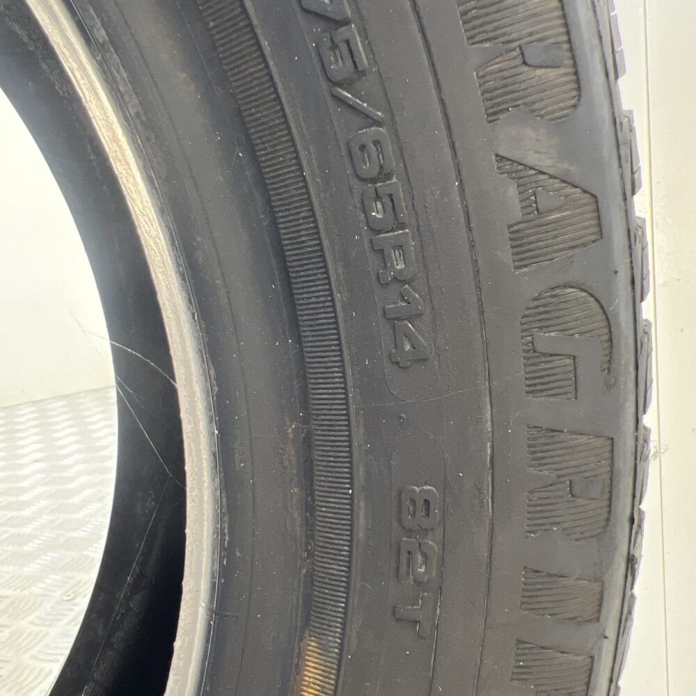 Gomma Usata 175 65 R14 82T Goodyear UltraGrip 9 Invernale - immagine 7