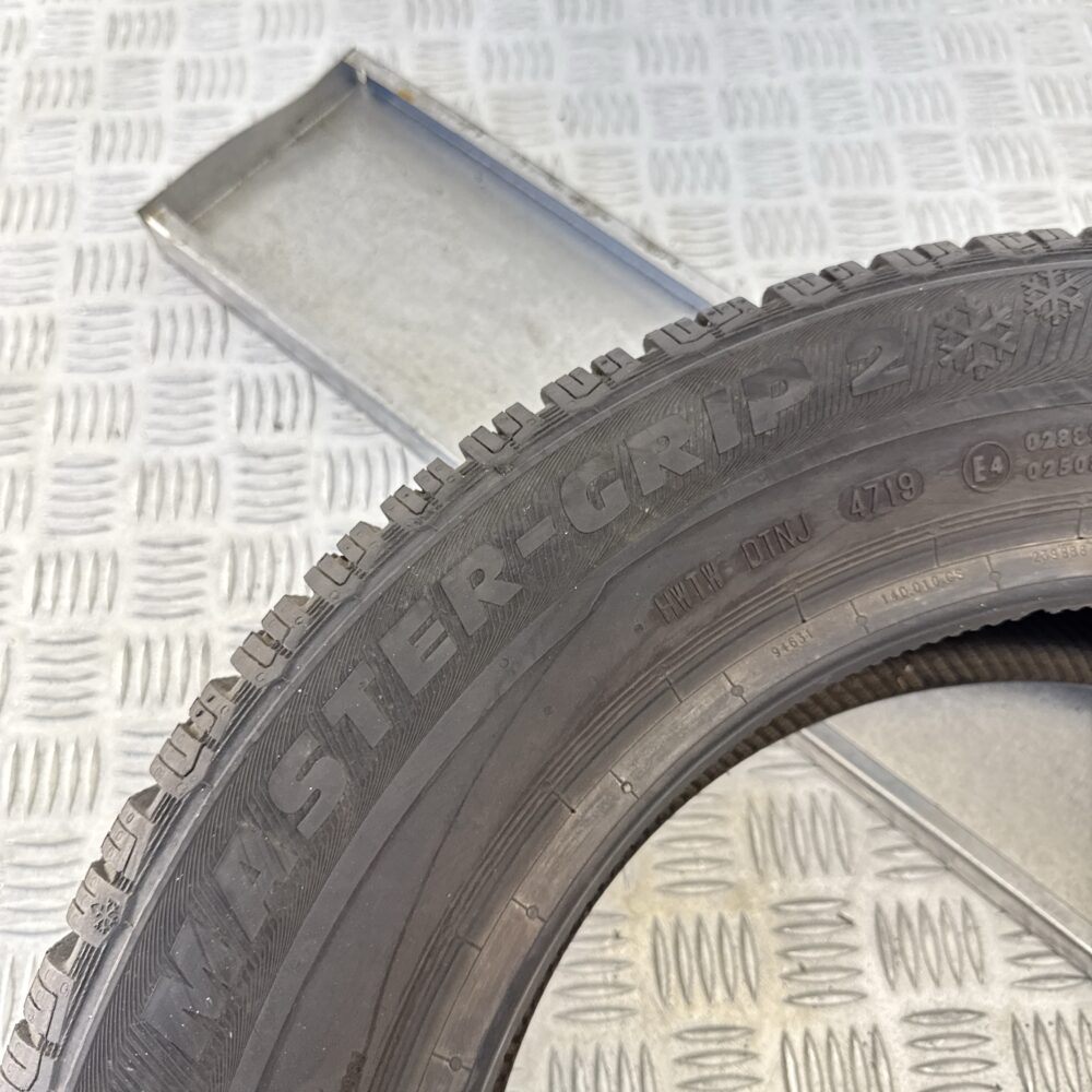 Gomma Usata 175 65 R15 84T Semperit Master-Grip 2 94% Invernale - immagine 9