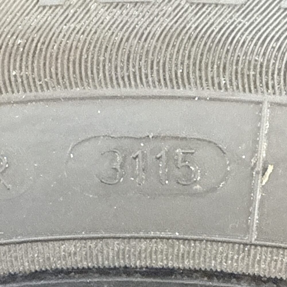 Gomma Usata 185 70 R14 88T Esa Tecar Super Grip 7+ Invernale - immagine 8