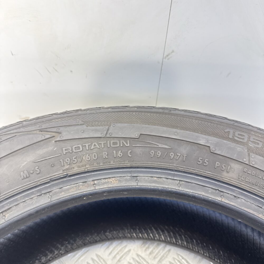 Gomma Usata 195 60 R16C 99/97T Uniroyal Snow Max 2 74% Invernale - immagine 7