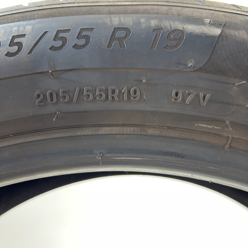 Gomma Usata 205 55 R19 97V Michelin e-PRIMACY 83% Estivo - immagine 7