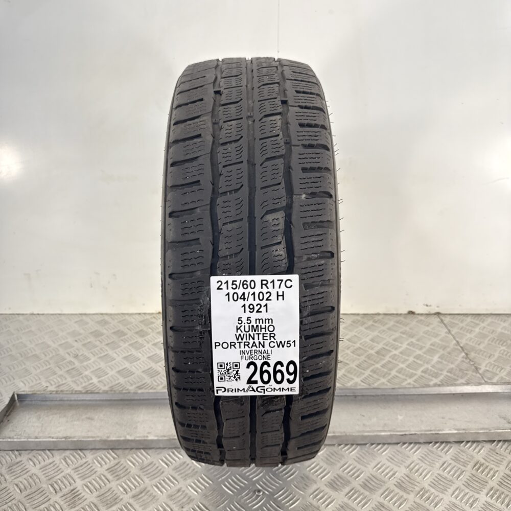 Gomma Usata 215 60 R17C 104/102H Kumho Winter PorTran CW51 79% Invernale