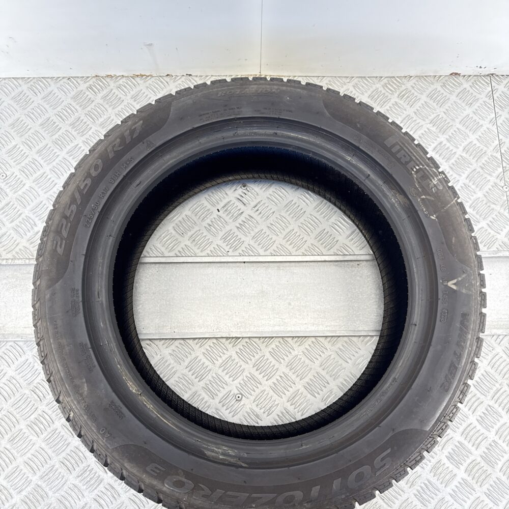 Gomma Usata 225 50 R17 98H Pirelli Sottozero 3 89% Invernale - immagine 7