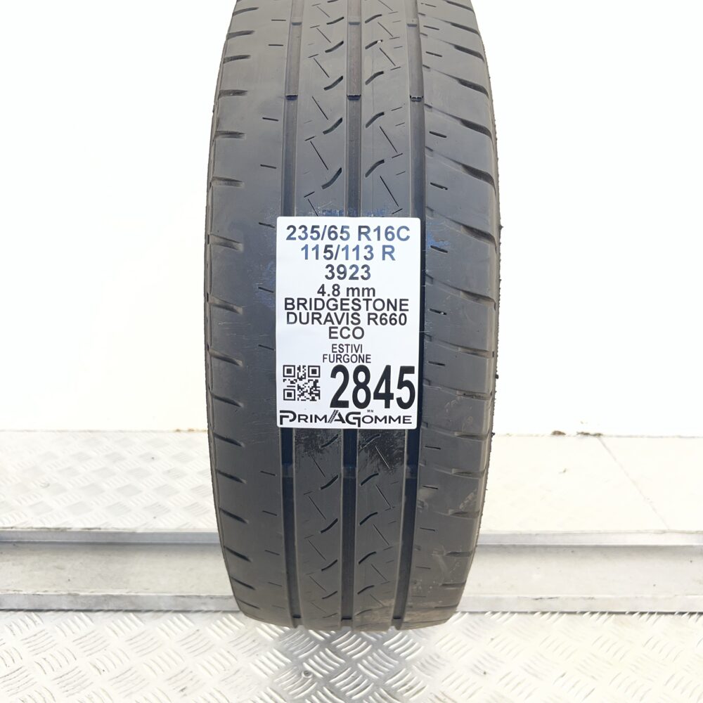 Gomma Usata 235 65 R16C 115/113R Bridgestone Duravis R660 ECO Estivo