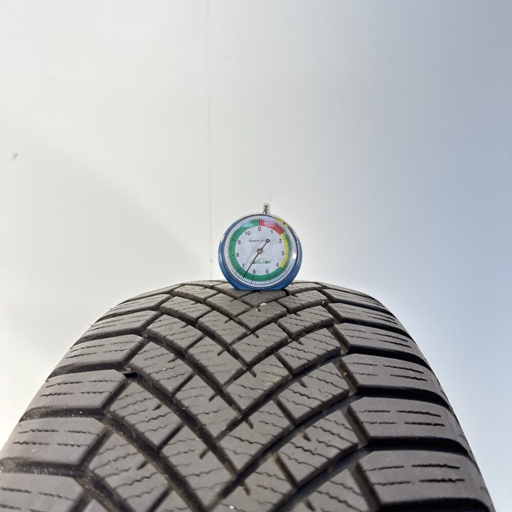 Gomma Usata 225 60 R17 99H Yokohama Bluearth Winter V906 93% Invernale - immagine 8