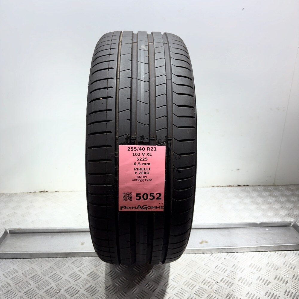 Gomma Usata 255 40 R21 102V XL Pirelli P Zero Estivo