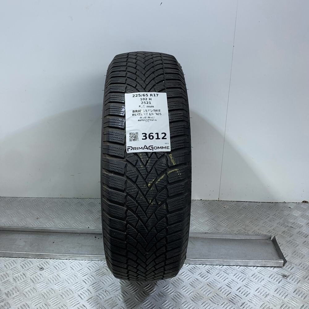 Gomma Usata 225 65 R17 102H Bridgestone Blizzak LM005 80% Invernale
