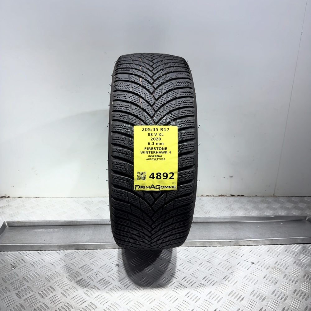 Gomma Usata 205 45 R17 88V XL Firestone Winterhawk 4 90% Invernale