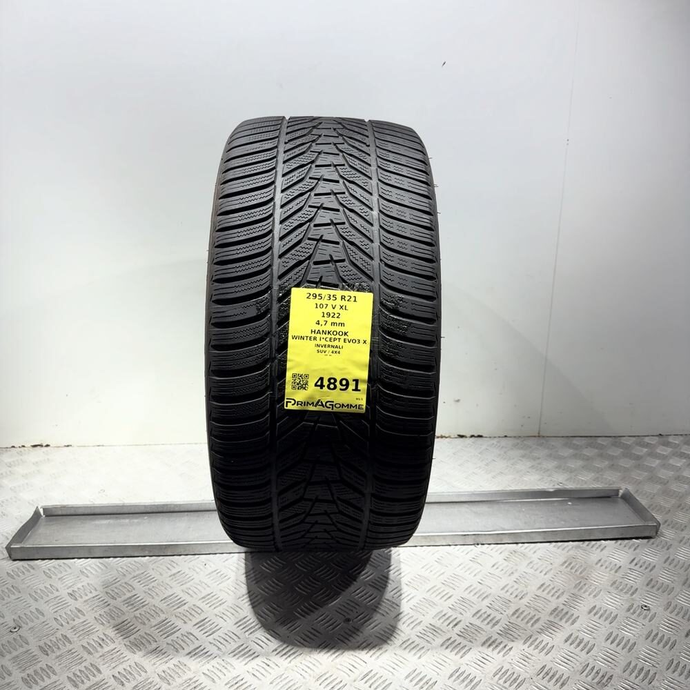 Gomma Usata 295 35 R21 107V XL Hankook Winter I*Cept Evo3 X Invernale