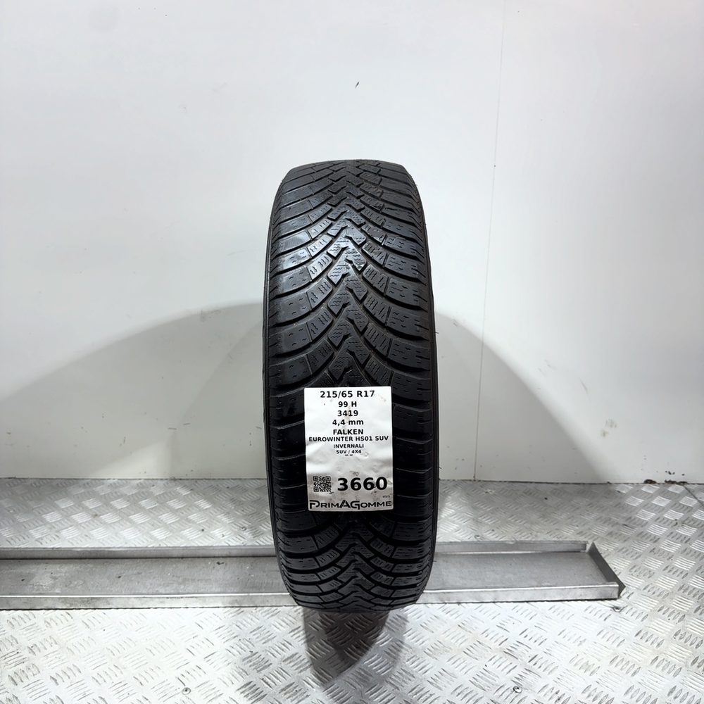 Gomma Usata 215 65 R17 99H Falken Eurowinter HS01 SUV Invernale