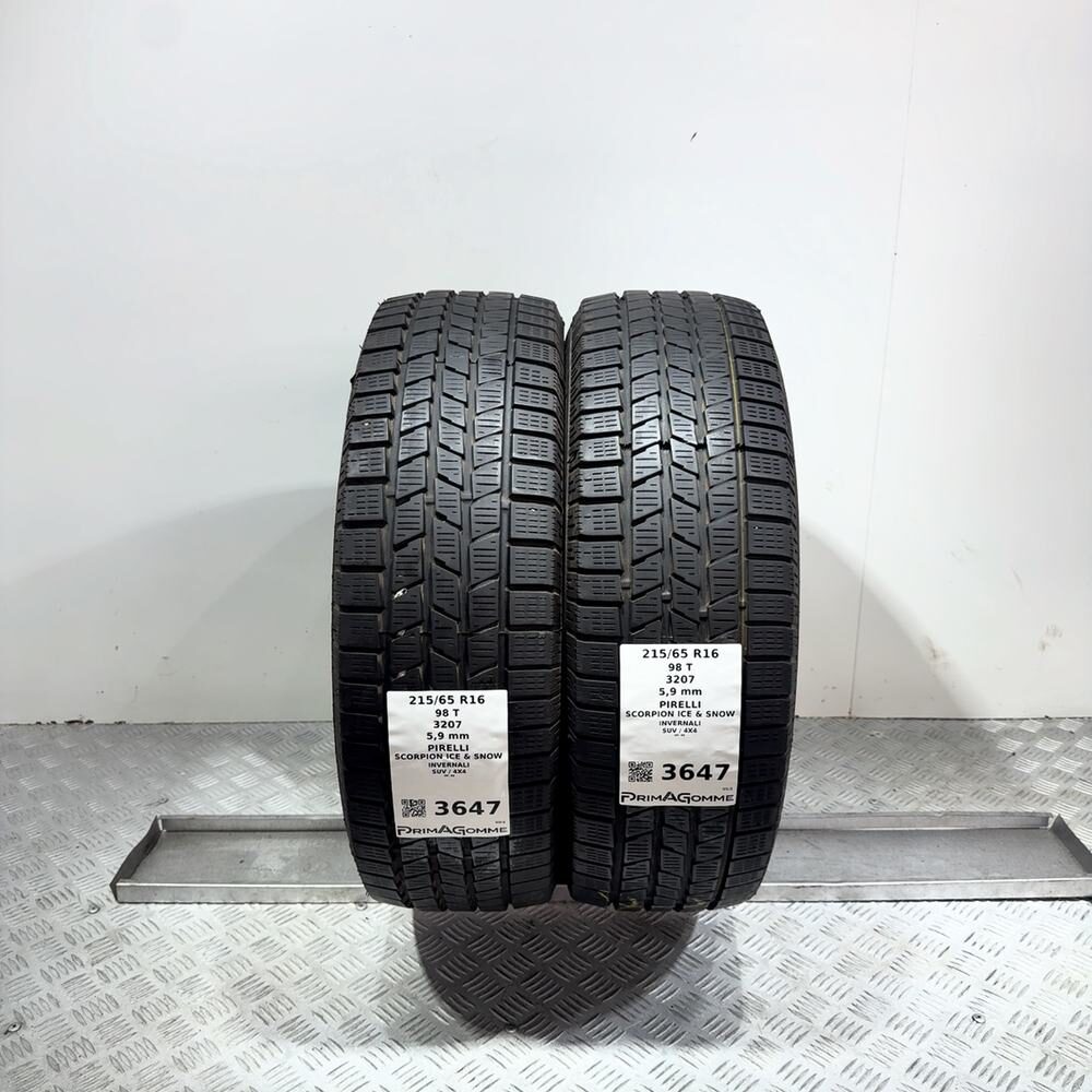 Gomme Usate 215 65 R16 98T Pirelli Scorpion Ice & Snow 84% Invernali