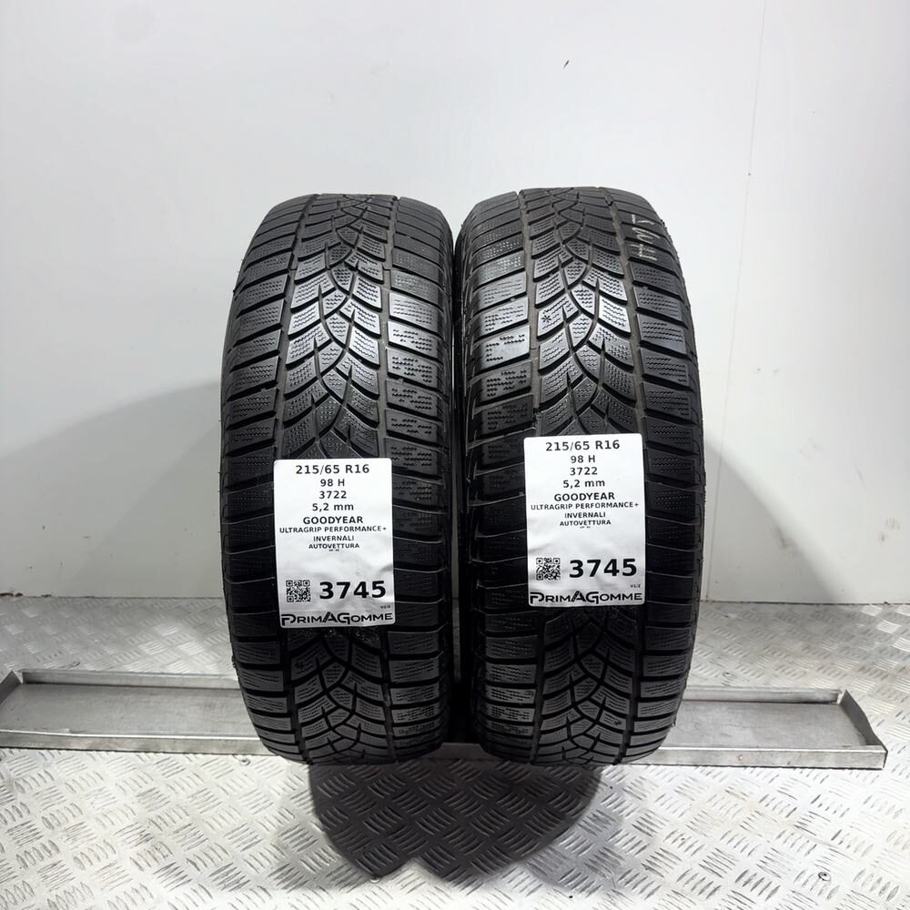 Gomme Usate 215 65 R16 98H Goodyear Ultragrip Performance+ 74% Invernali