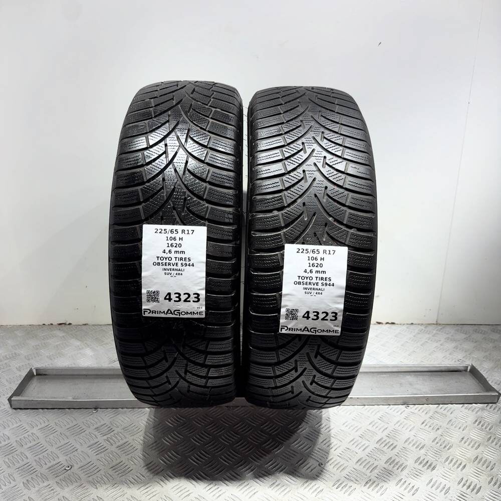 Gomme Usate 225 65 R17 106H Toyo Tires Observe S944 Invernali