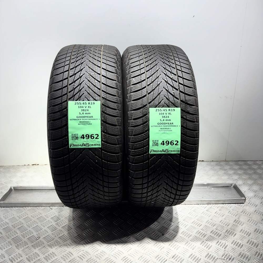 Gomme Usate 255 45 R19 104V XL Goodyear Ultragrip Performance 3 77% Invernali