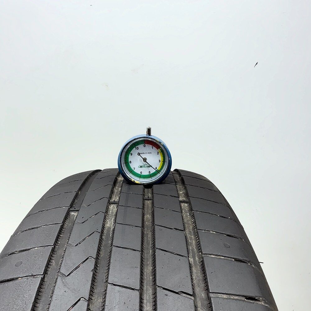 Gomma Usata 215 55 R17 99H Hankook Ventus Prime 4 Estivo - immagine 2
