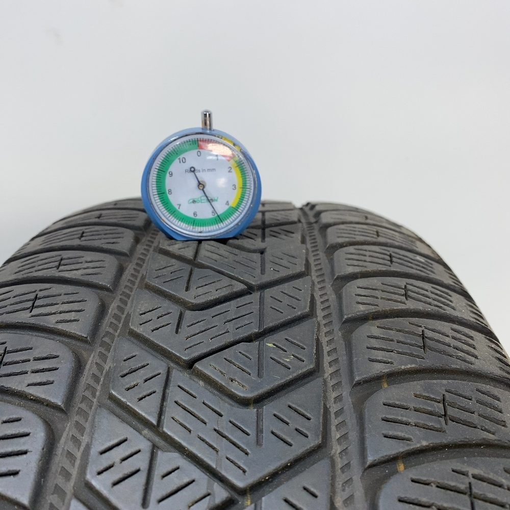 Gomma Usata 235 50 R20 104V XL Pirelli Scorpion Winter TM Invernale - immagine 2