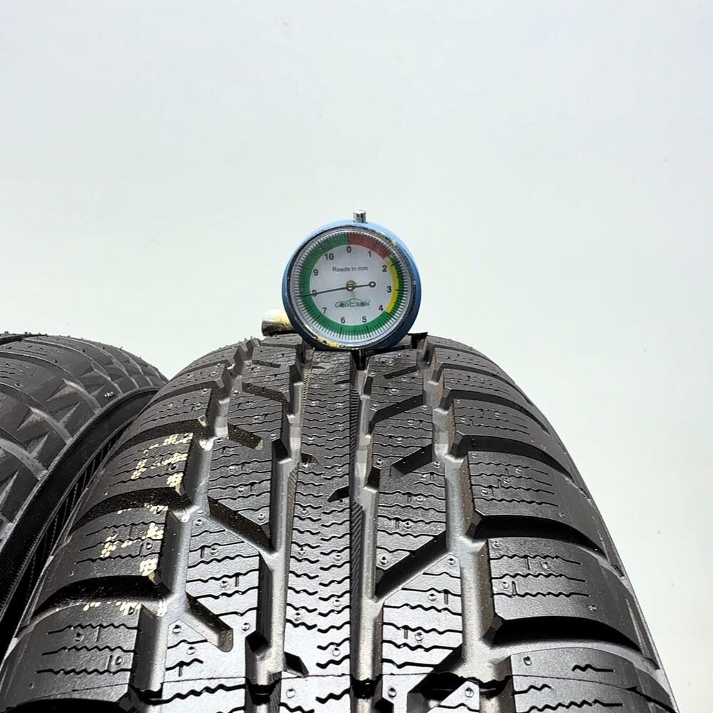 Gomme Usate 165 60 R15 77T Yokohama V903 98% Invernali - immagine 2