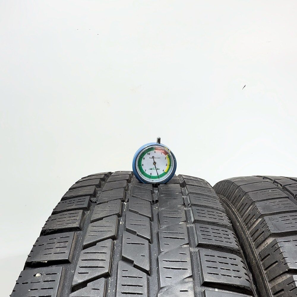 Gomme Usate 215 70 R16 100T Pirelli Scorpion Ice & Snow 71% Invernali - immagine 2
