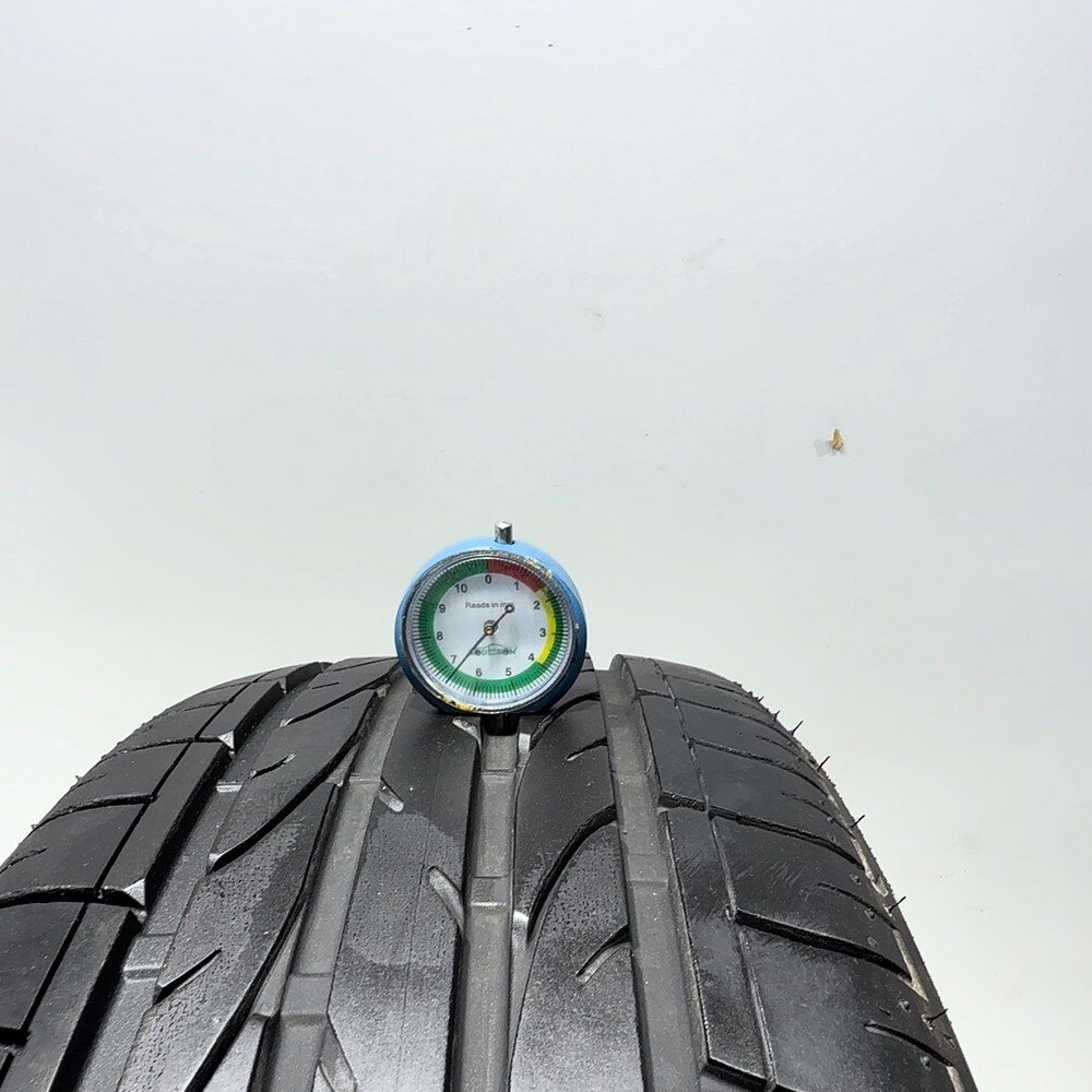 Gomma Usata 235 45 R19 99V XL Bridgestone Dueler H/P Sport 96% Estivo - immagine 2
