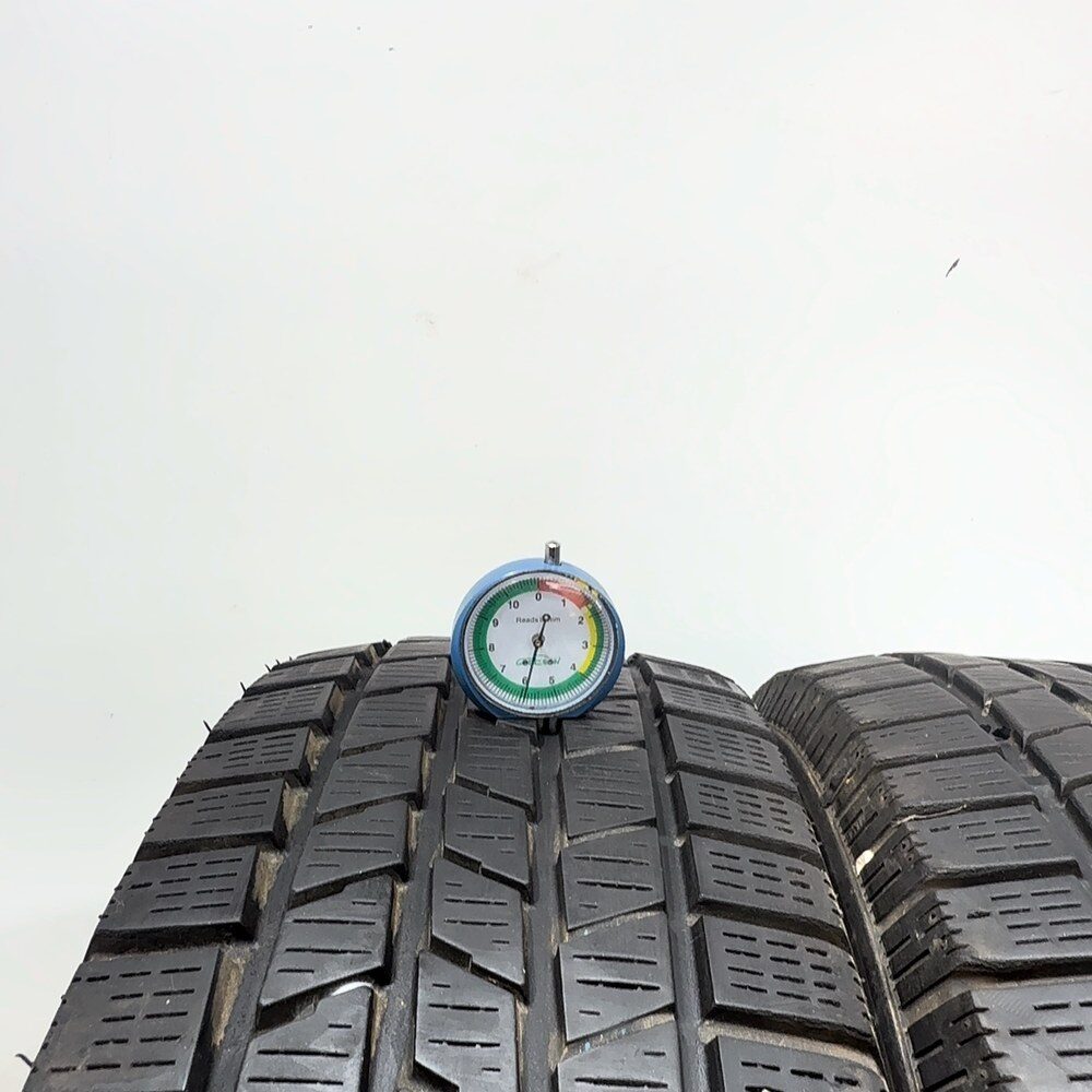 Gomme Usate 215 65 R16 98T Pirelli Scorpion Ice & Snow 84% Invernali - immagine 2