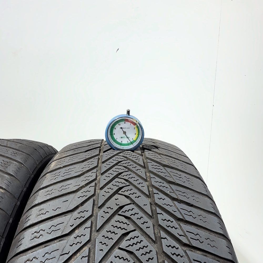Gomme Usate 215 60 R17 96H Esa+ Tecar Supergrip Pro Invernali - immagine 2
