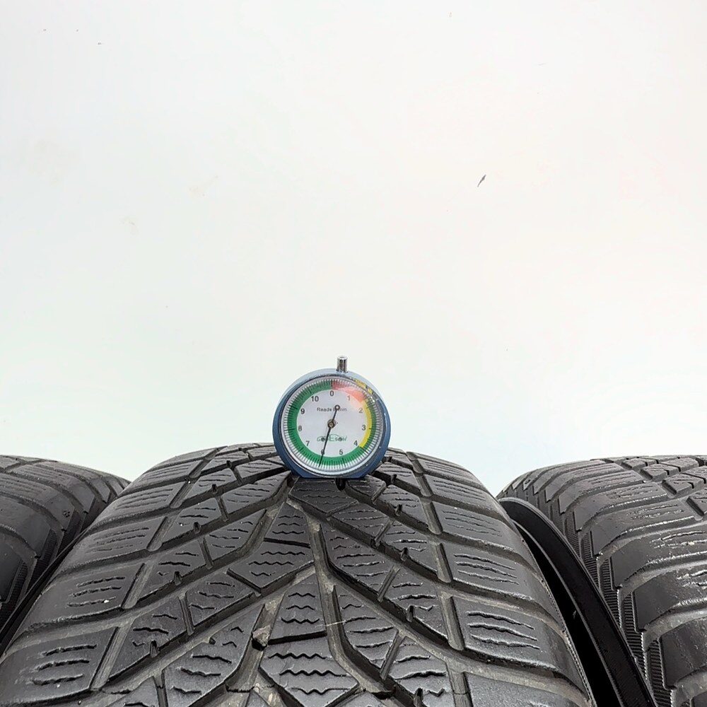 Gomme Usate 215 60 R16 99H XL Yokohama W.Drive V905 86% Invernali - immagine 2