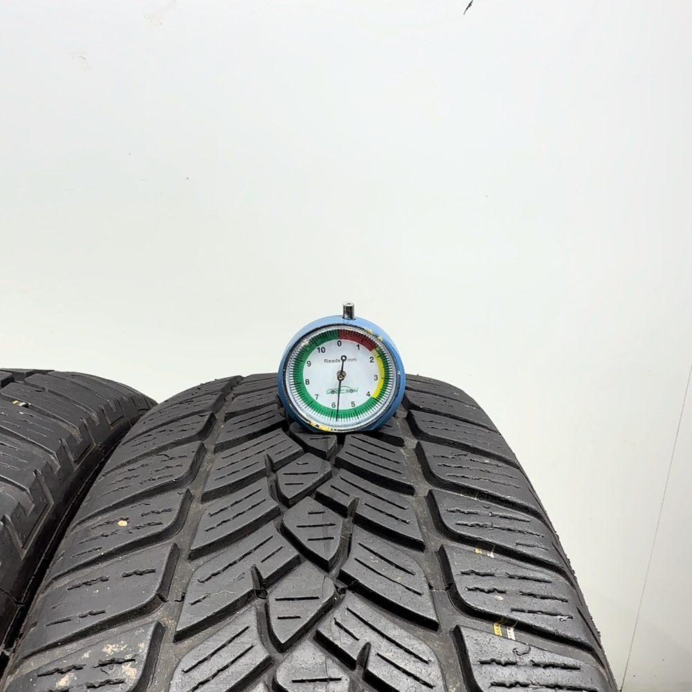 Gomme Usate 205 60 R16 96H XL Fulda Kristall Control HP 2 83% Invernali - immagine 2