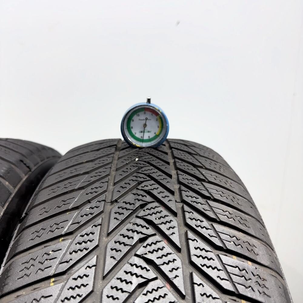 Gomme Usate 215 55 R17 98V XL Esa+ Tecar Supergrip Pro 83% Invernali - immagine 2