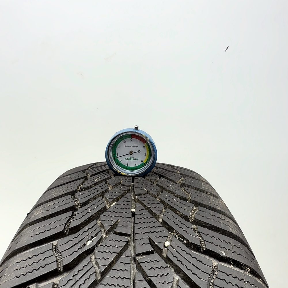 Gomma Usata 215 65 R16 98H Kumho Wintercraft WP52+ 98% Invernale - immagine 2