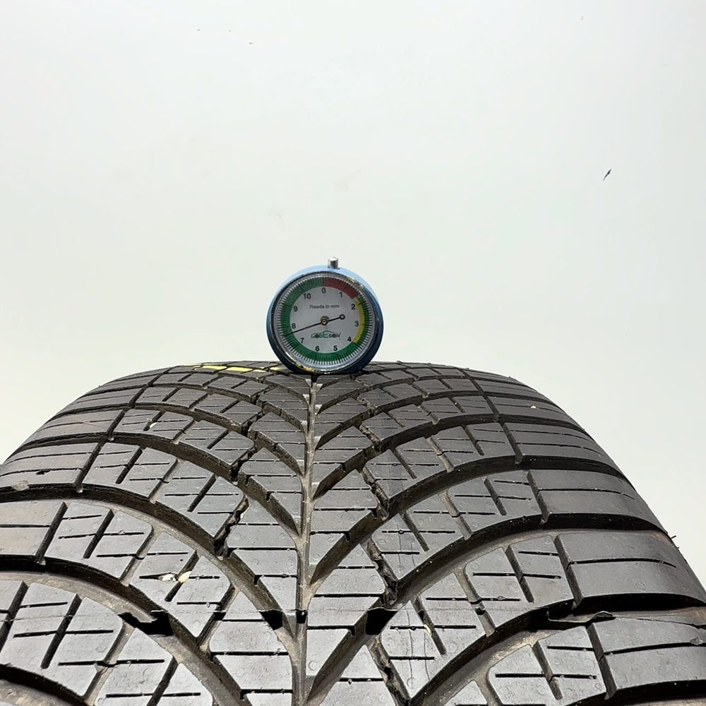 Gomma Usata 255 45 R19 XL 104W Goodyear Vector 4Seasons Gen-3 SUV 98% 4 Stagioni - immagine 2