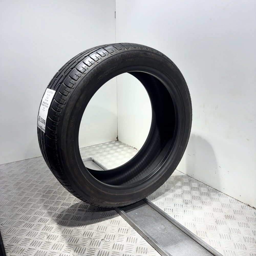 Gomma Usata 235 45 R19 99V XL Bridgestone Dueler H/P Sport 96% Estivo - immagine 4