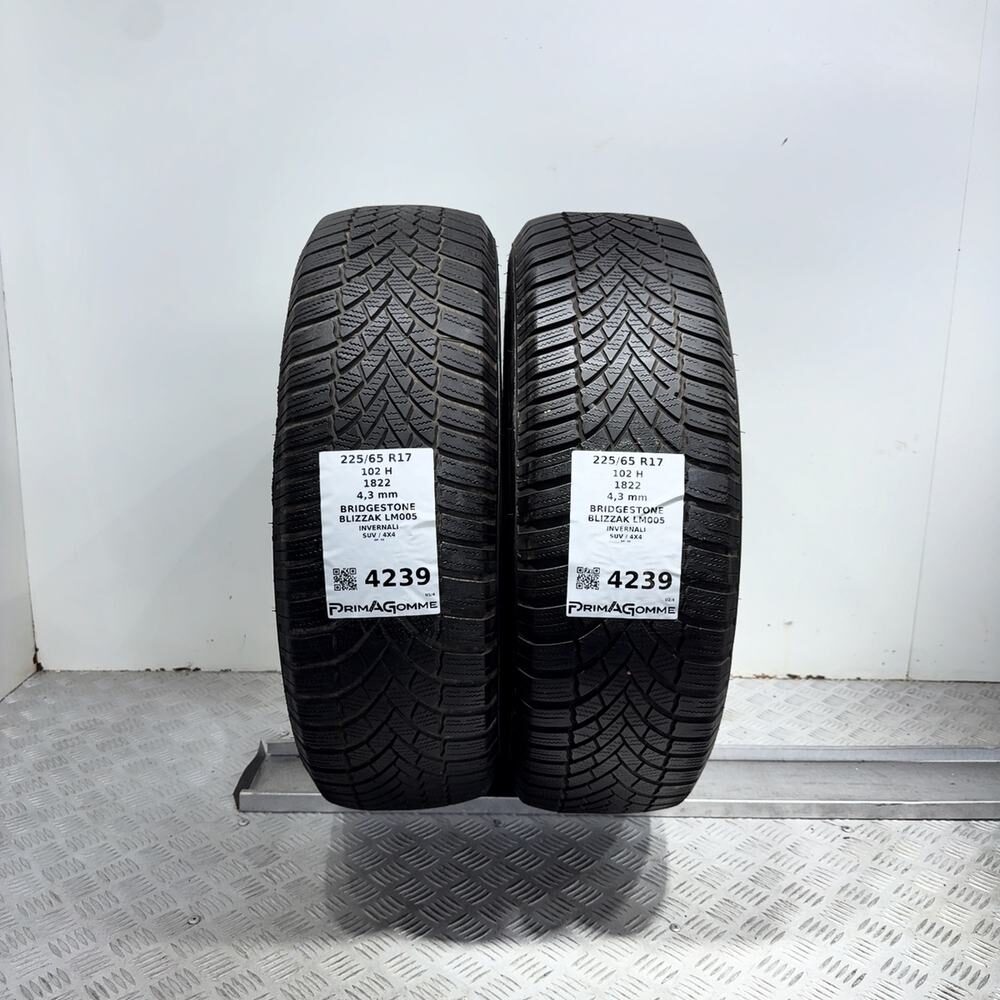 Gomme Usate 225 65 R17 102H Bridgestone Blizzak LM005 Invernali - immagine 4