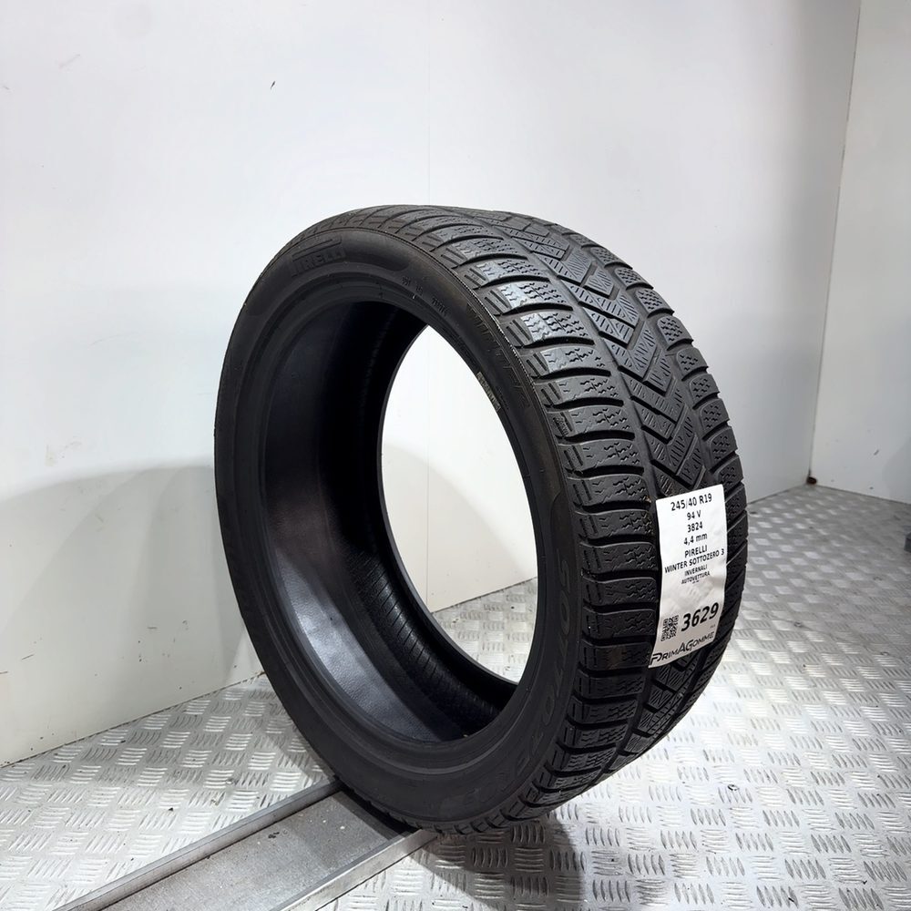 Gomma Usata 245 40 R19 94V Pirelli Winter Sottozero 3 Invernale - immagine 5