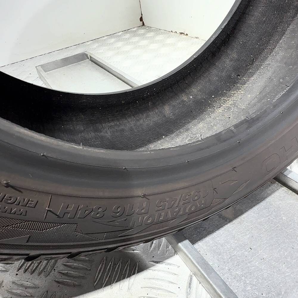 Gomma Usata 195 45 R16 84H Kumho Wintercraft WP52 74% Invernale - immagine 6