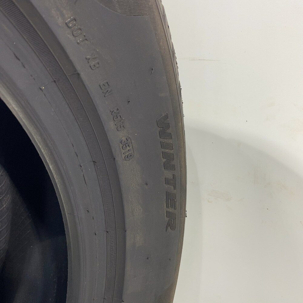 Gomma Usata 225 55 R17 101V XL Pirelli Sottozero 3 Invernale - immagine 6