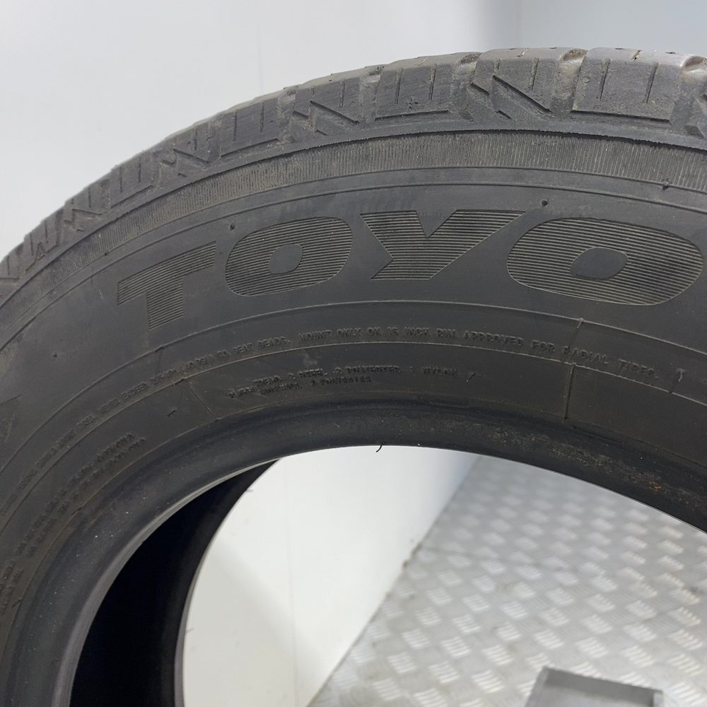 Gomma Usata 185 75 R16C 104/102S Toyo Observe Van Invernale - immagine 6