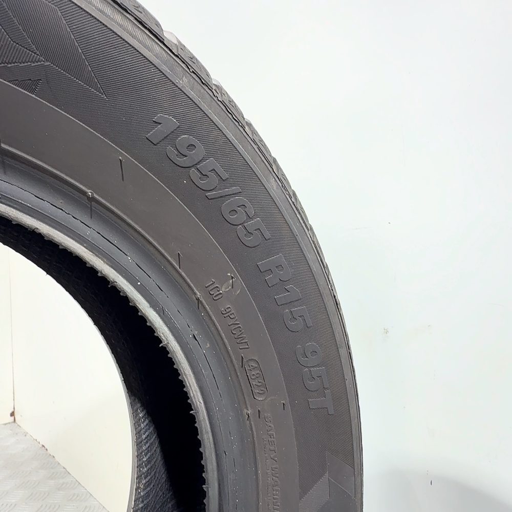 Gomma Usata 195 65 R15 95T Kumho Wintercraft WP52 98% Invernale - immagine 7