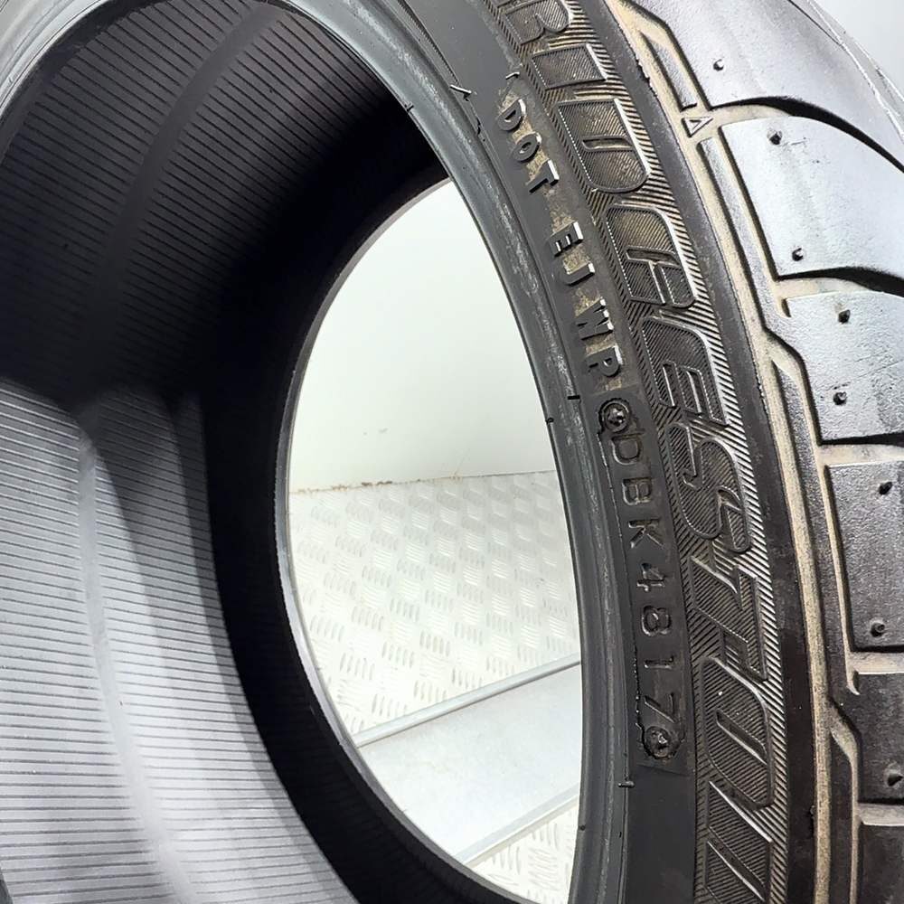 Gomma Usata 305 30 ZR19 102Y XL Bridgestone Potenza RE050A 73% Estivo - immagine 7