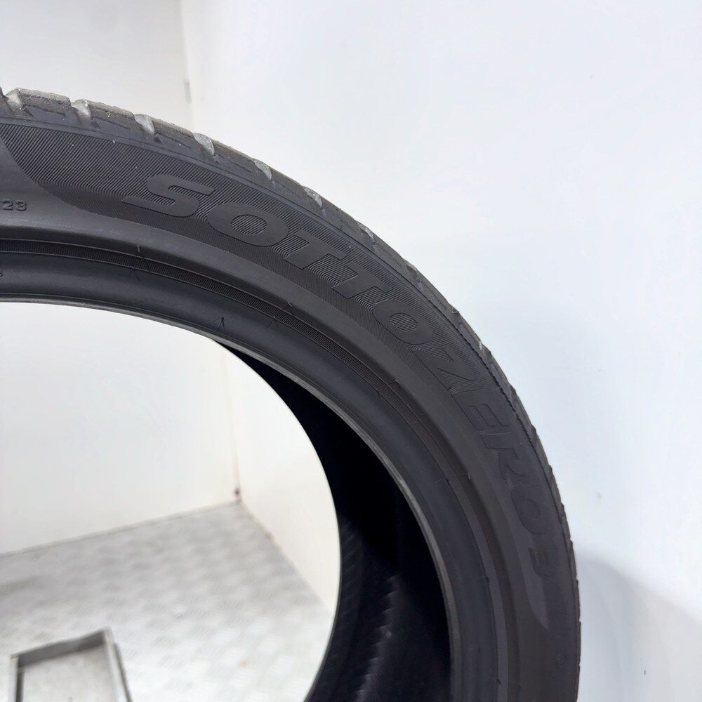 Gomma Usata 245 40 R19 94V Pirelli Winter Sottozero 3 Invernale - immagine 7