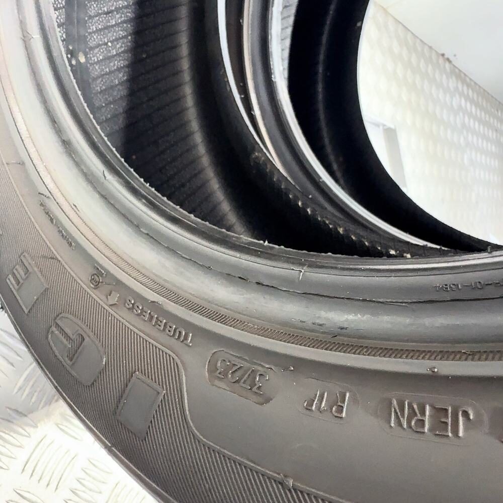 Gomme Usate 235 50 R18 101V XL Rotalla Ice-Plus S210 83% Invernali - immagine 25
