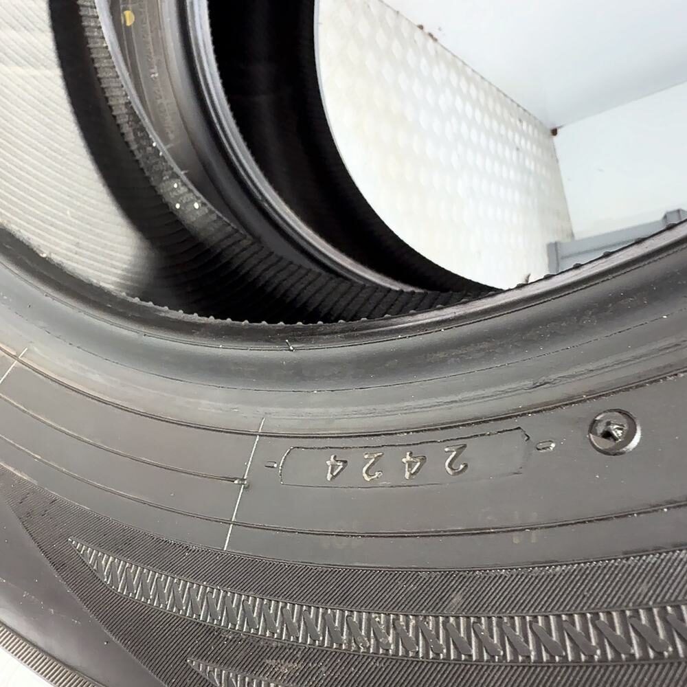 Gomme Usate 235 55 R19 105V XL Yokohama Bluearth*Winter V906 Invernali - immagine 8