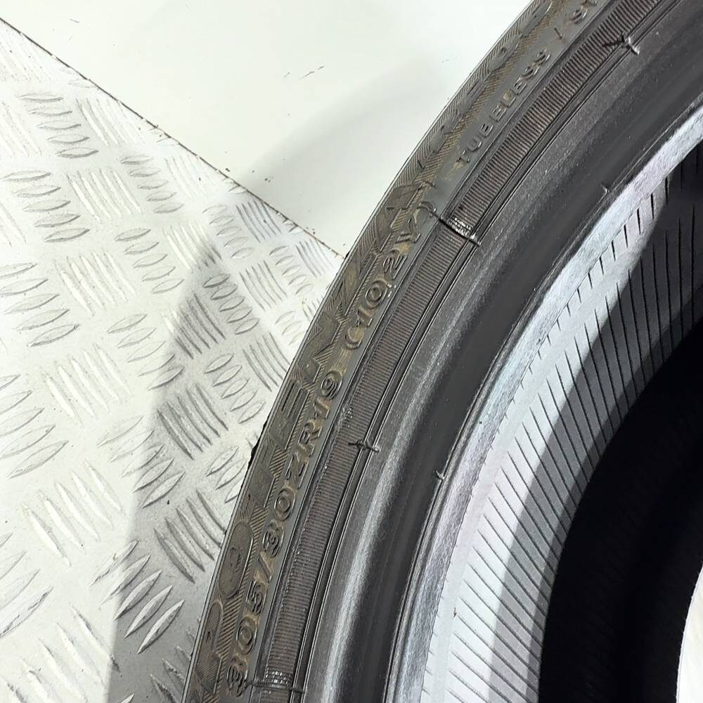 Gomma Usata 305 30 ZR19 102Y XL Bridgestone Potenza RE050A 73% Estivo - immagine 8