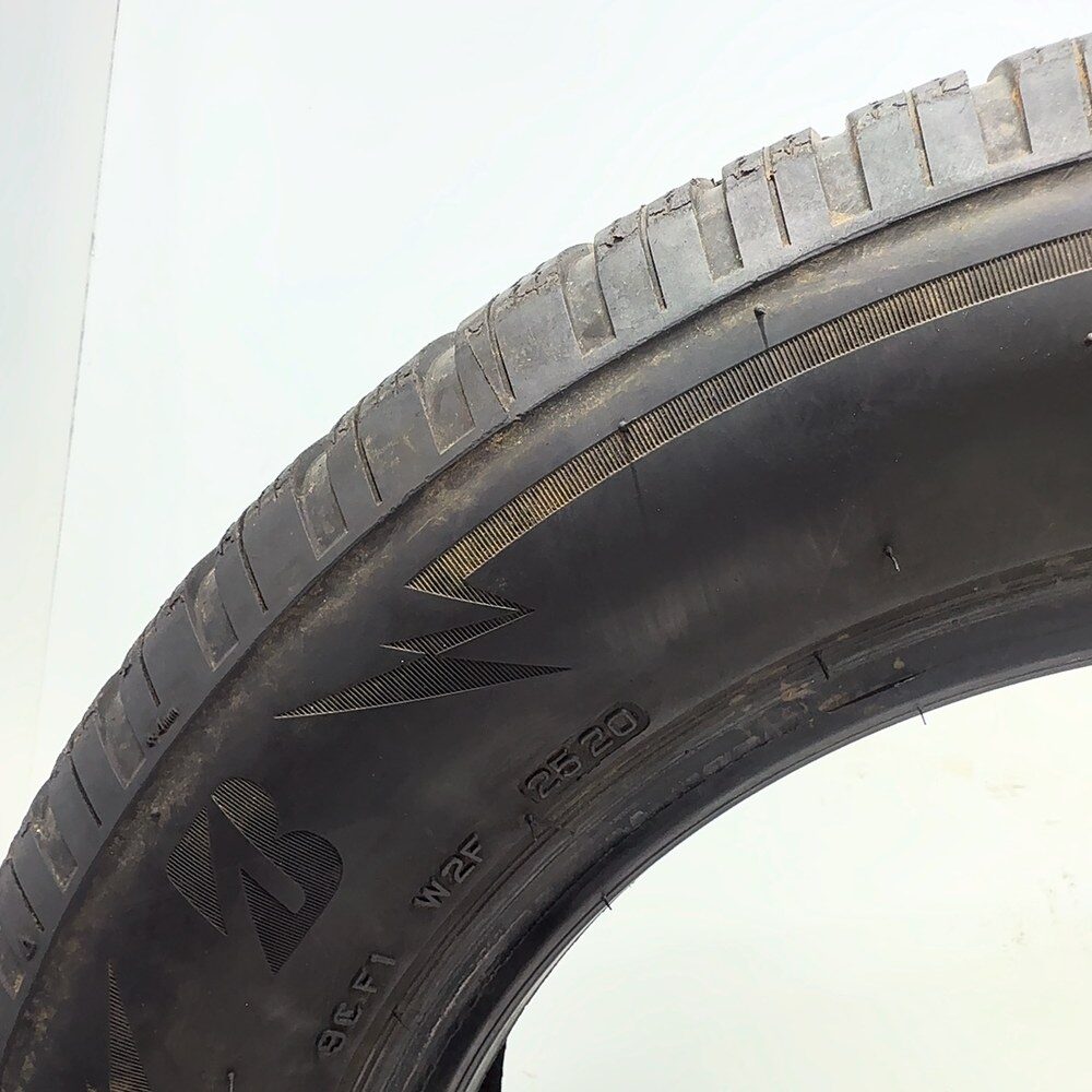 Gomme Usate 215 60 R16 99H XL Bridgestone Blizzak LM005 Invernali - immagine 8