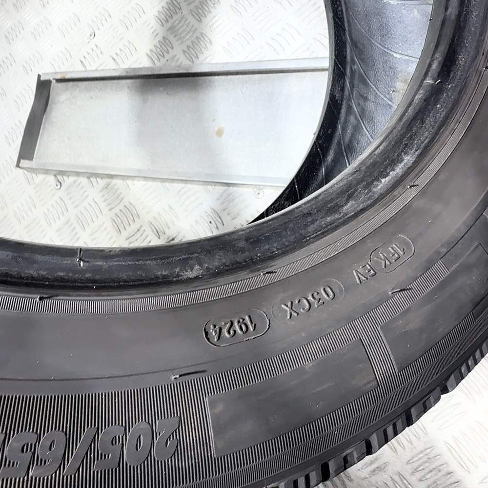 Gomme Usate 205 65 R16C 107/105T Michelin Agilis Alpin 73% Invernali - immagine 8