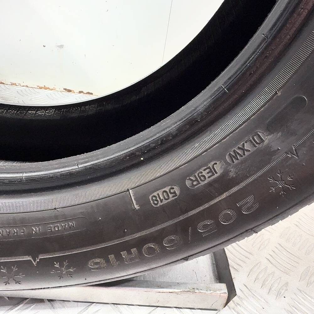 Gomme Usate 205 60 R16 92H Dunlop Winter Sport 5 Invernali - immagine 8