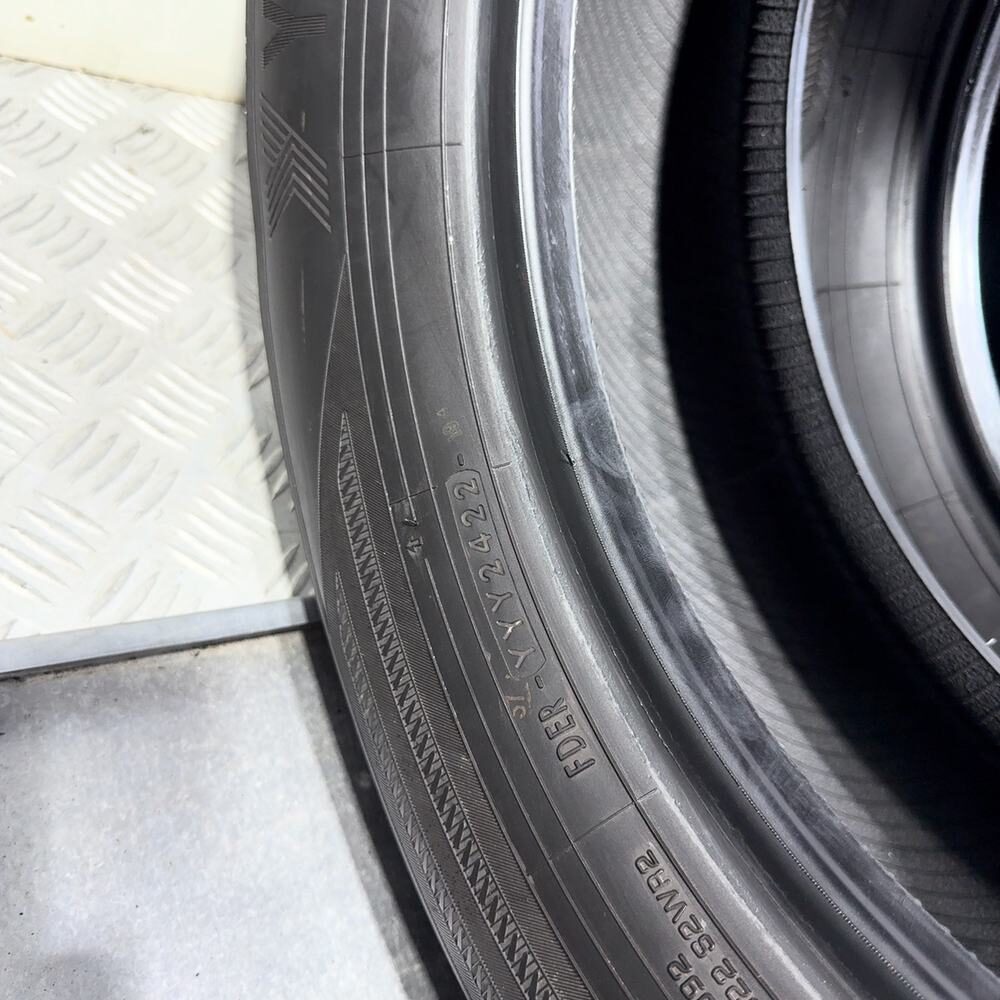 Gomme Usate 215 60 R17 96H Yokohama Bluearth Winter V906 71% Invernali - immagine 8