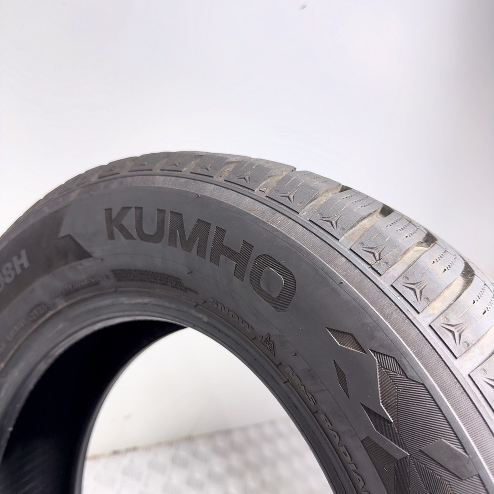 Gomma Usata 215 65 R16 98H Kumho Wintercraft WP52+ 98% Invernale - immagine 8