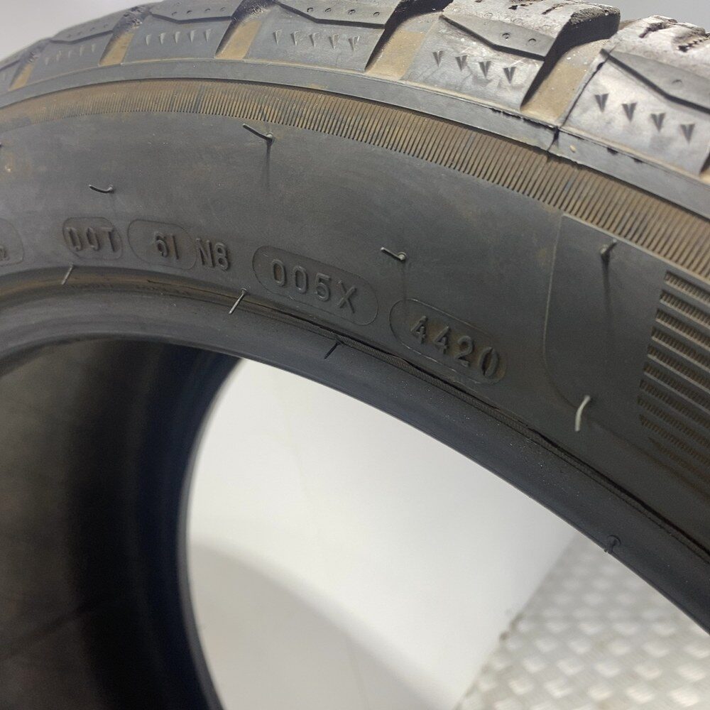 Gomma Usata 275 40 R21 107V XL Michelin Pilot Alpin 5 98% Invernale - immagine 9