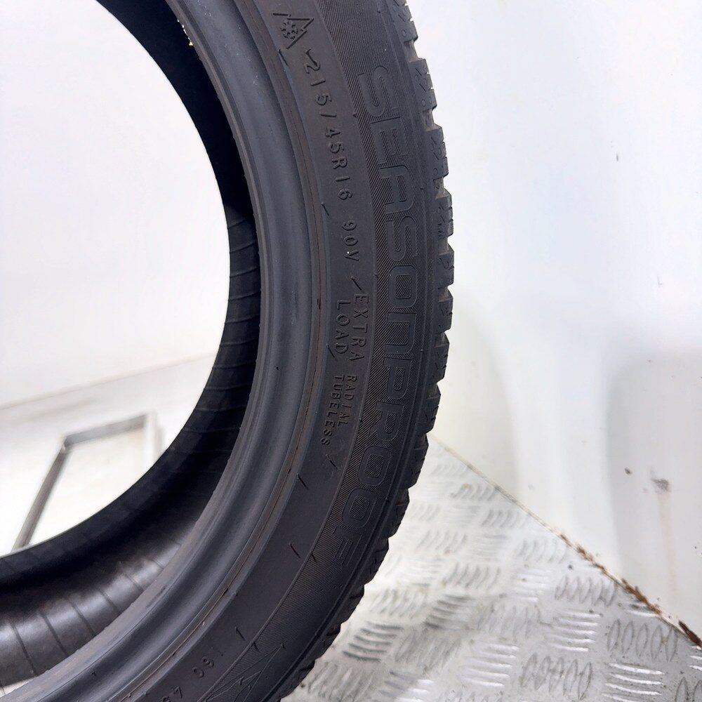Gomma Usata 215 45 R16 90V XL Nokian Tyres Seasonproof 79% 4 Stagioni - immagine 9