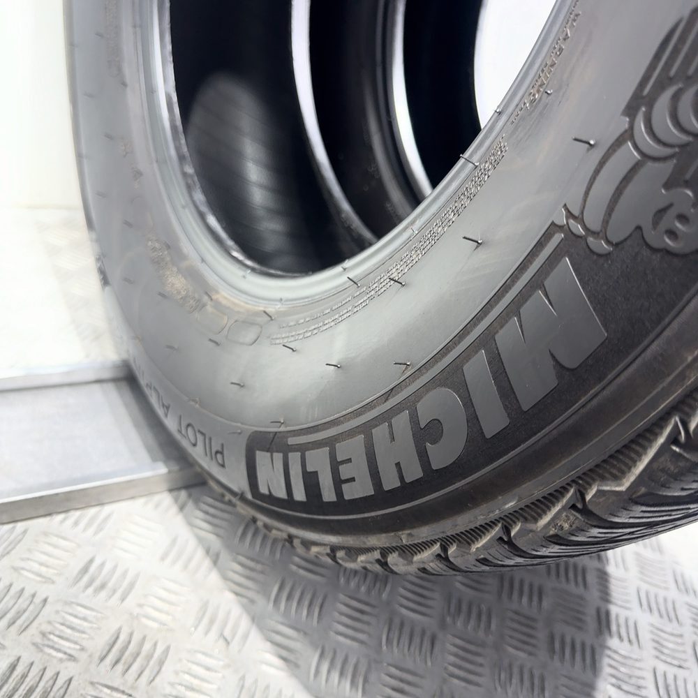 Gomme Usate 255 70 R18 116V XL Michelin Pilot Alpin 5 SUV Invernali - immagine 9
